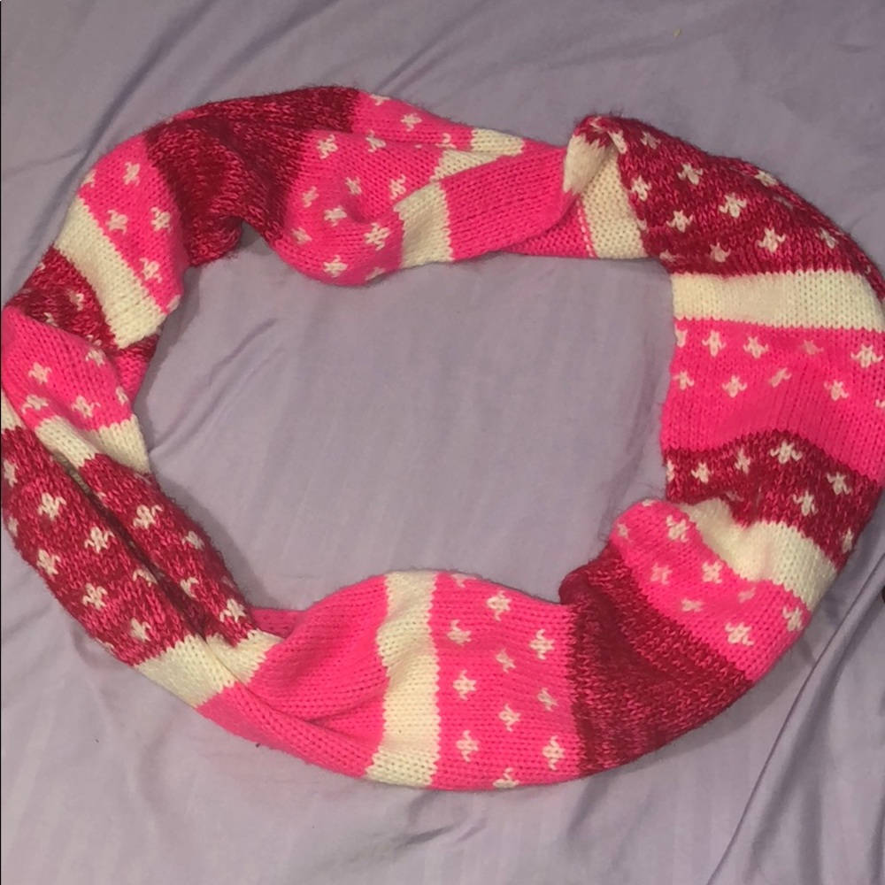 Cozy and warm Infinity scarf